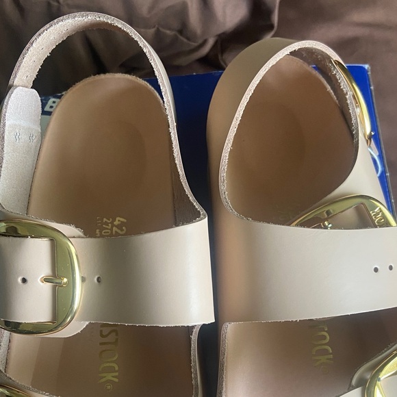 Birkenstock Milano Beige Sandals with Big Buckle - Picture 5 of 11